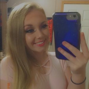 Meet your Posher, Brittney